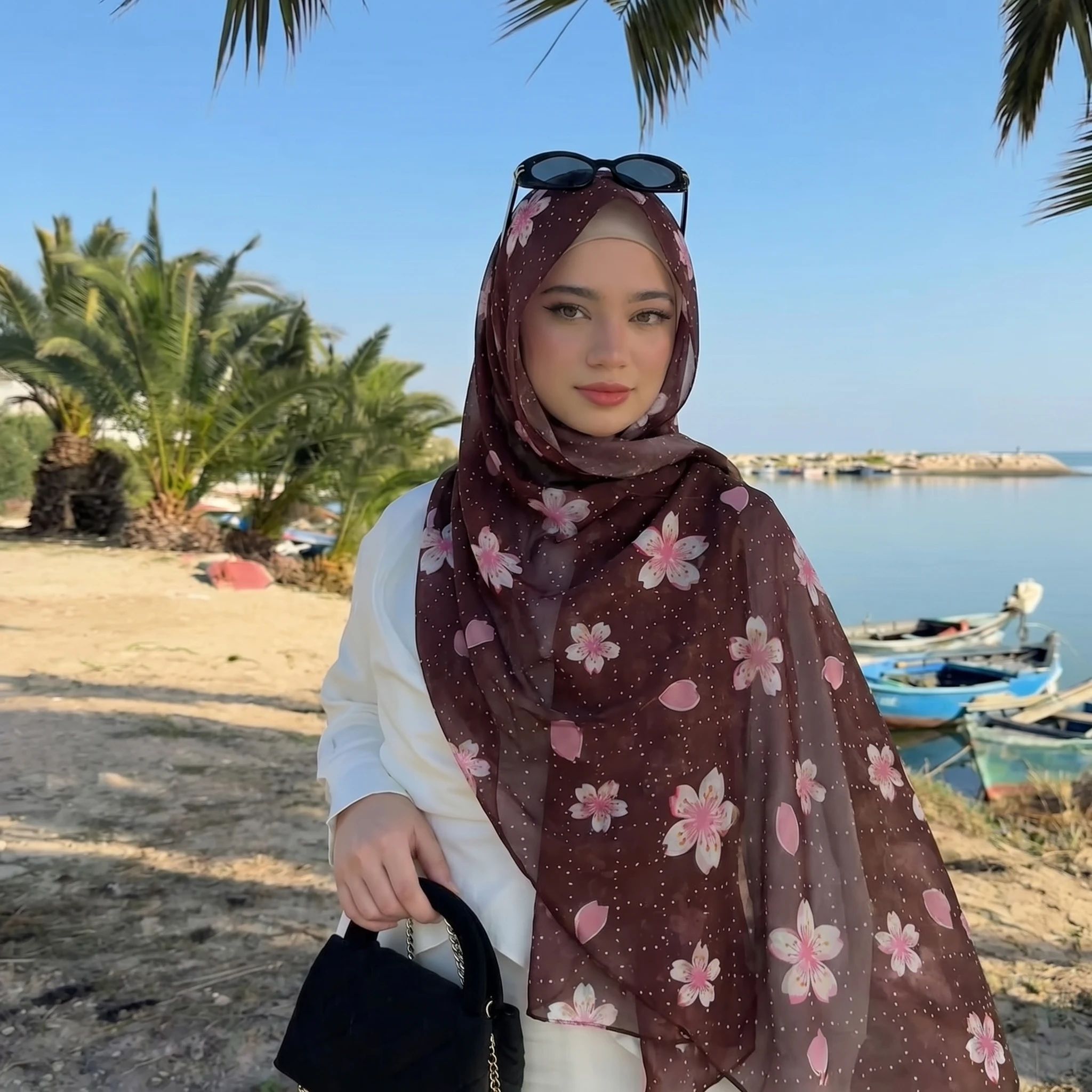 2026 Muslim Jersey Hijab Scarf printing Shawls Headscarf Foulard Femme Musulman Islam Arab Wrap Head Turban For Women Scarves
2026 Muslim Jersey Hijab Scarf printing Shawls Headscarf Foulard Femme Musulman Islam Arab Wrap Head Turban For Women Scarves