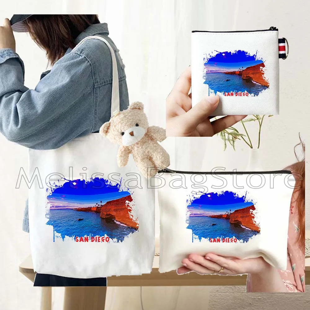 4PCS Gifts San Diego California White Canvas Tote Bag Handbag with Doll Key Coin Purse Cosmetic Makeup Toilet Bag Case Pouch
4PCS Gifts San Diego California White Canvas Tote Bag Handbag with Doll Key Coin Purse Cosmetic Makeup Toilet Bag Case Pouch