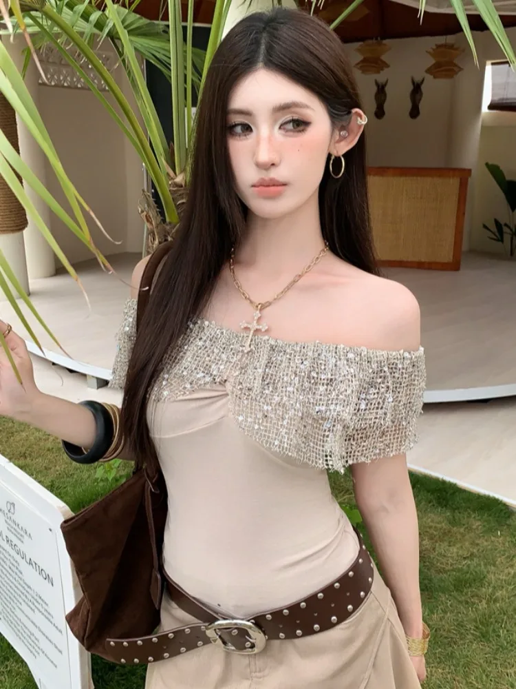 Retro Korean Splice Sequin Short Sleeve One Shoulder T-Shirt Women's Summer New Style Pleated Waist Cinching Short Top
Retro Korean Splice Sequin Short Sleeve One Shoulder T-Shirt Women's Summer New Style Pleated Waist Cinching Short Top