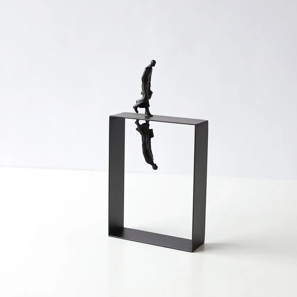 Resin Handicrafts Abstract Figure Sculpture Reflecting Portrait Encounter Ornament Decorative Figurines Home Decoration
Resin Handicrafts Abstract Figure Sculpture Reflecting Portrait Encounter Ornament Decorative Figurines Home Decoration