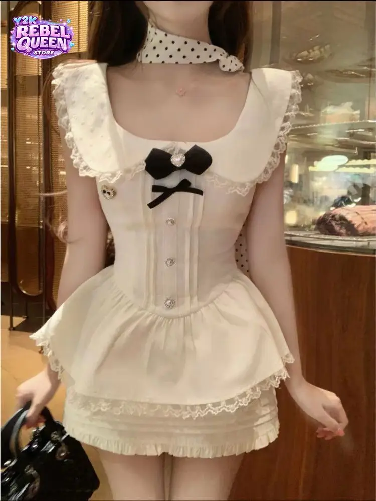 French Sweet Lace Peter Pan Collar Bow 2 Piece Set Women Slim Fit Corset Crop Top + Ruffle Mini Skirt Date Night Party Outfit
French Sweet Lace Peter Pan Collar Bow 2 Piece Set Women Slim Fit Corset Crop Top + Ruffle Mini Skirt Date Night Party Outfit