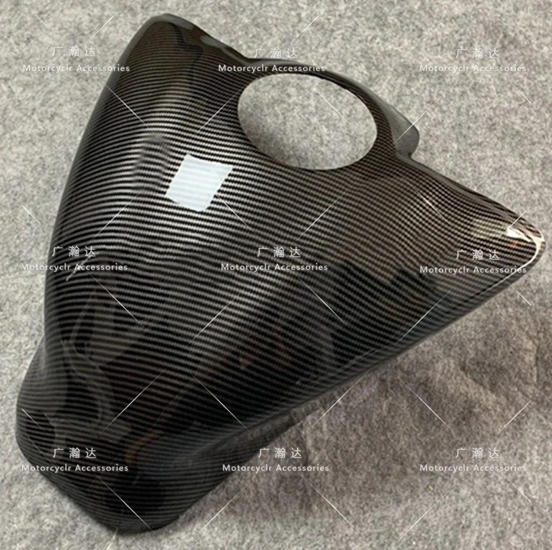 Применимо к модифицированному масляному Баку Yamaha YZF-R1 R1S R1M 15-17-19, Задняя Крышка Резервуара масла, защитная крышка
Применимо к модифицированному масляному Баку Yamaha YZF-R1 R1S R1M 15-17-19, Задняя Крышка Резервуара масла, защитная крышка