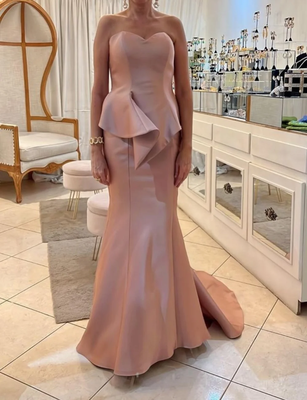 Customized Pink Modern Style Matching Pleat Ruched Mermaid Strapless Long Dresses Evening Dresses Sizes Available for Woman
Customized Pink Modern Style Matching Pleat Ruched Mermaid Strapless Long Dresses Evening Dresses Sizes Available for Woman