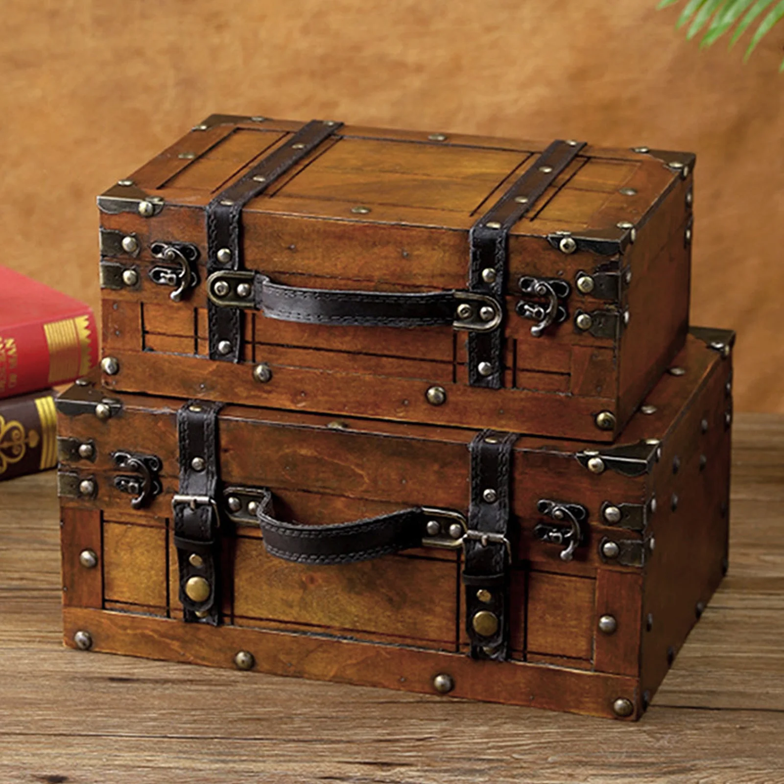 Wooden Chest Portable Vintage Distressed Multifunctional Wood Storage Trunk Handbag For Clothes Toys Photo Prop
Wooden Chest Portable Vintage Distressed Multifunctional Wood Storage Trunk Handbag For Clothes Toys Photo Prop