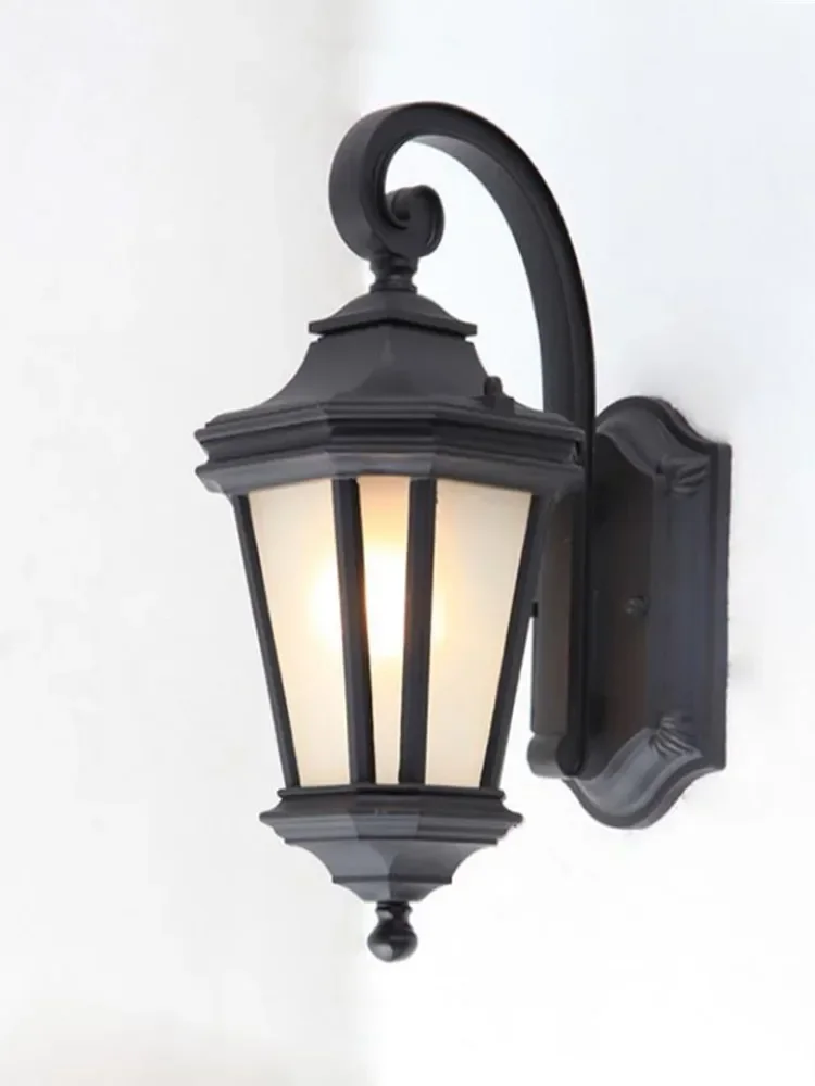 European outdoor wall lamp octagonal simple exterior waterproof garden balcony aisle lights
European outdoor wall lamp octagonal simple exterior waterproof garden balcony aisle lights