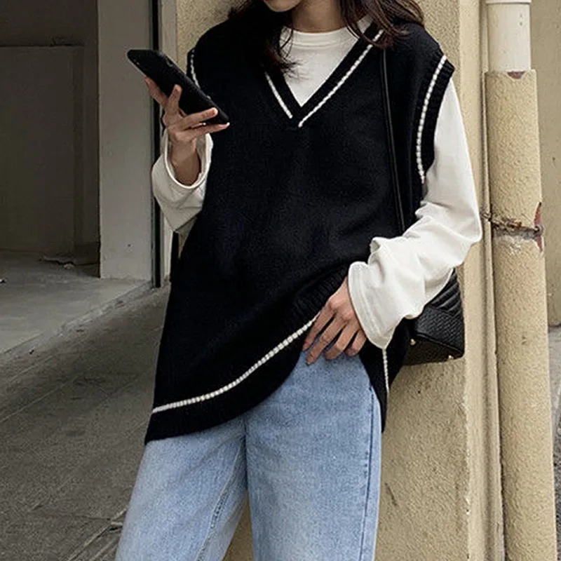 Y2K Style Women's Knitted Sweater Vest 2024 New Oversized Knitwear All-Match Pullover Tops V Neck Sleeveless Girls Retro Jumpers
Y2K Style Women's Knitted Sweater Vest 2024 New Oversized Knitwear All-Match Pullover Tops V Neck Sleeveless Girls Retro Jumpers