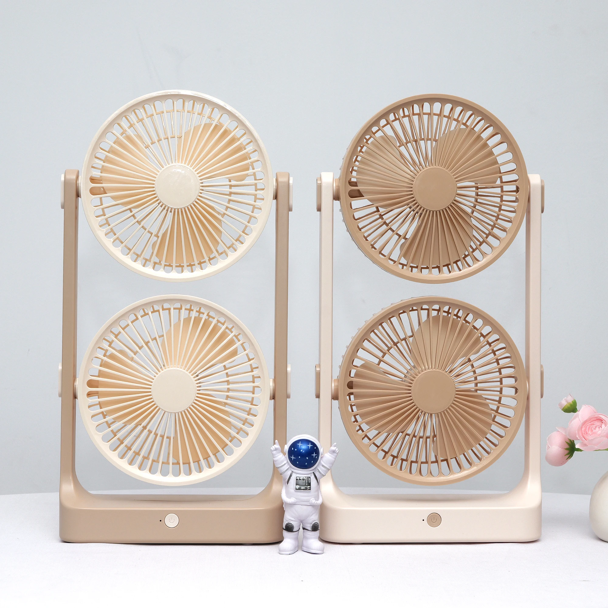 Уникальный настольный охладитель с двойным вентилятором, вращающийся для всех направлениях, большой ветроэнергетический бесщеточный вентилятор, портативная зарядка через USB
Уникальный настольный охладитель с двойным вентилятором, вращающийся для всех направлениях, большой ветроэнергетический бесщеточный вентилятор, портативная зарядка через USB