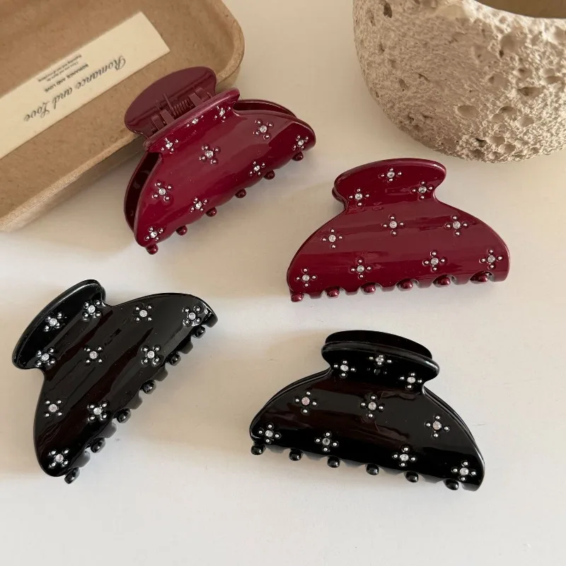 Elegant Black Red Glitter Star Rhinestone Claw Clips for Thin Hair Half Hairstyle Stylish Non Slip Girls Hair Accessories Daily
Elegant Black Red Glitter Star Rhinestone Claw Clips for Thin Hair Half Hairstyle Stylish Non Slip Girls Hair Accessories Daily