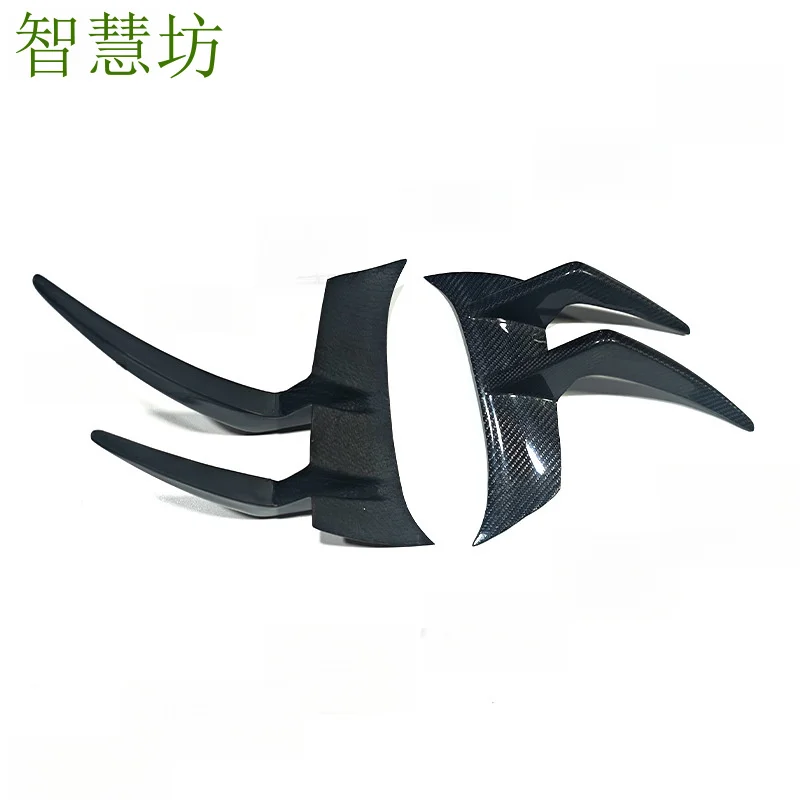 Suitable for 2016-2019 Mercedes-Benz AMG GTR modified carbon fiber front bumper air vents and front bumper decoration
Suitable for 2016-2019 Mercedes-Benz AMG GTR modified carbon fiber front bumper air vents and front bumper decoration