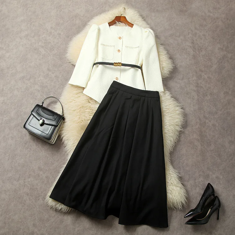 European and American women's clothing 2023 autumn new One-breasted jacket with seven-point sleeves Pleated skirt Fashion suit
European and American women's clothing 2023 autumn new One-breasted jacket with seven-point sleeves Pleated skirt Fashion suit