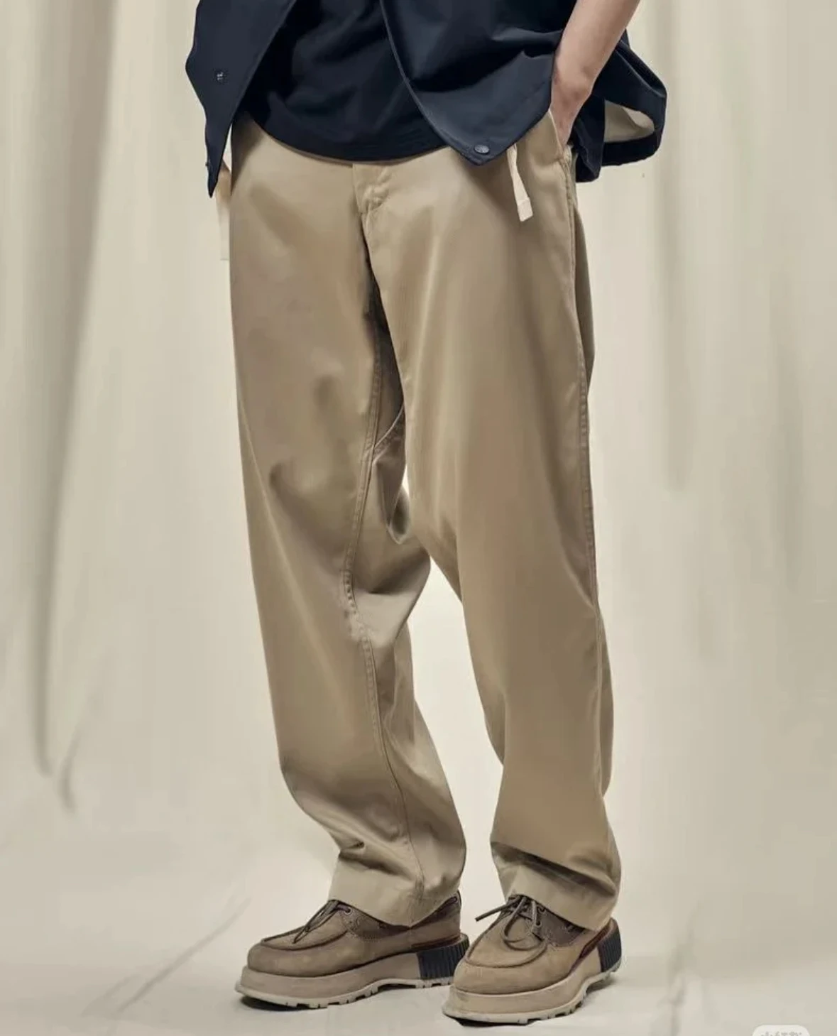 Брюки Nanc Wide Chino: повседневные, прямого кроя, на молнии, со средней посадкой, для активного отдыха, летние, молодежные, из ацетатного волокна, однотонные
Брюки Nanc Wide Chino: повседневные, прямого кроя, на молнии, со средней посадкой, для активного отдыха, летние, молодежные, из ацетатного волокна, однотонные