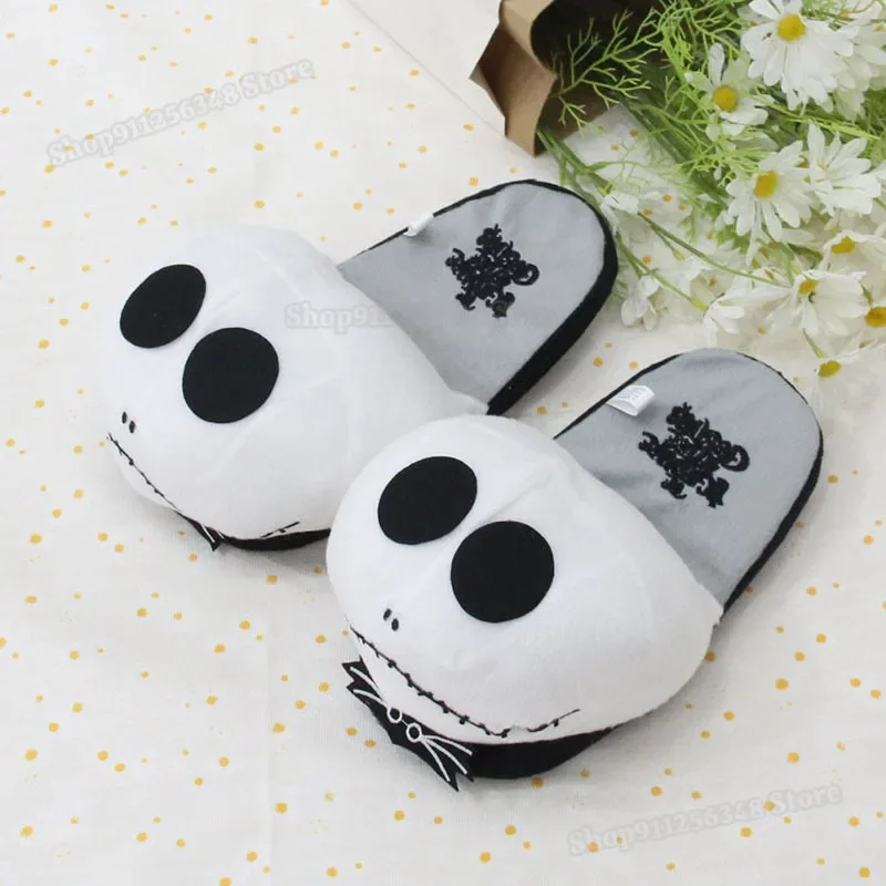 The Nightmare Before Christmas Warm Winter Cotton Slippers Men Women Thick Bottom Soft Shoes Thick Non-Slip Christmas Decoration
The Nightmare Before Christmas Warm Winter Cotton Slippers Men Women Thick Bottom Soft Shoes Thick Non-Slip Christmas Decoration