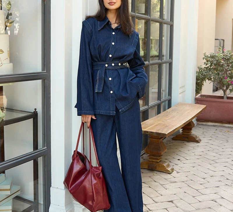 Street Denim 2 Pieces Suit Women Lapel Full Sleeve Single Breasted with Belt Jacket Wide Leg Jeans Female Set 2025 Spring Summer
Street Denim 2 Pieces Suit Women Lapel Full Sleeve Single Breasted with Belt Jacket Wide Leg Jeans Female Set 2025 Spring Summer