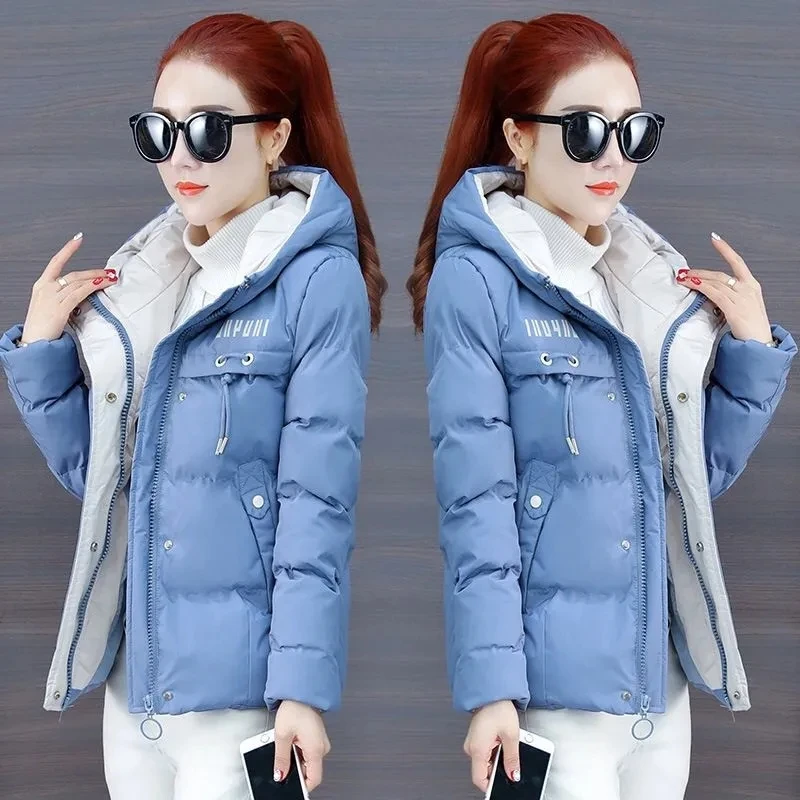 2025 Autumn Winter New Down cotton Jacket Women's Korean version Slim fit loose Thick Bread Coat Female Short Warm Hooded Coat
2025 Autumn Winter New Down cotton Jacket Women's Korean version Slim fit loose Thick Bread Coat Female Short Warm Hooded Coat