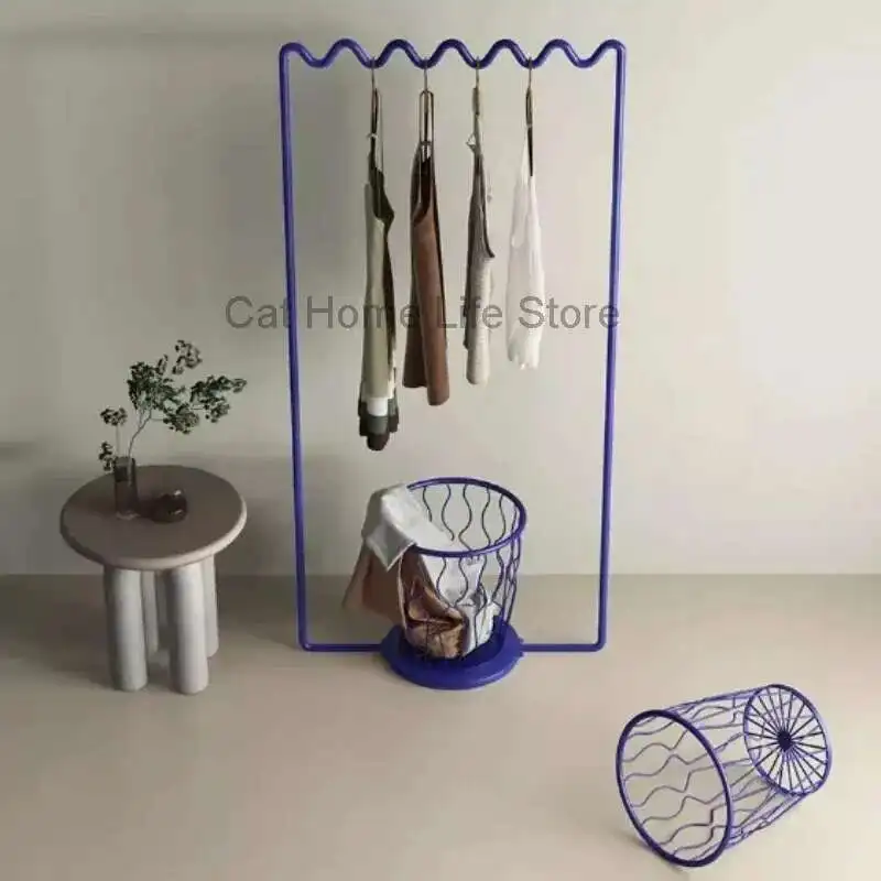 Simple Creative Light Coat Racks Floor Bedroom Luxury Metal High Quality Coat Racks Living Room Porte Manteau Home Furniture
Simple Creative Light Coat Racks Floor Bedroom Luxury Metal High Quality Coat Racks Living Room Porte Manteau Home Furniture