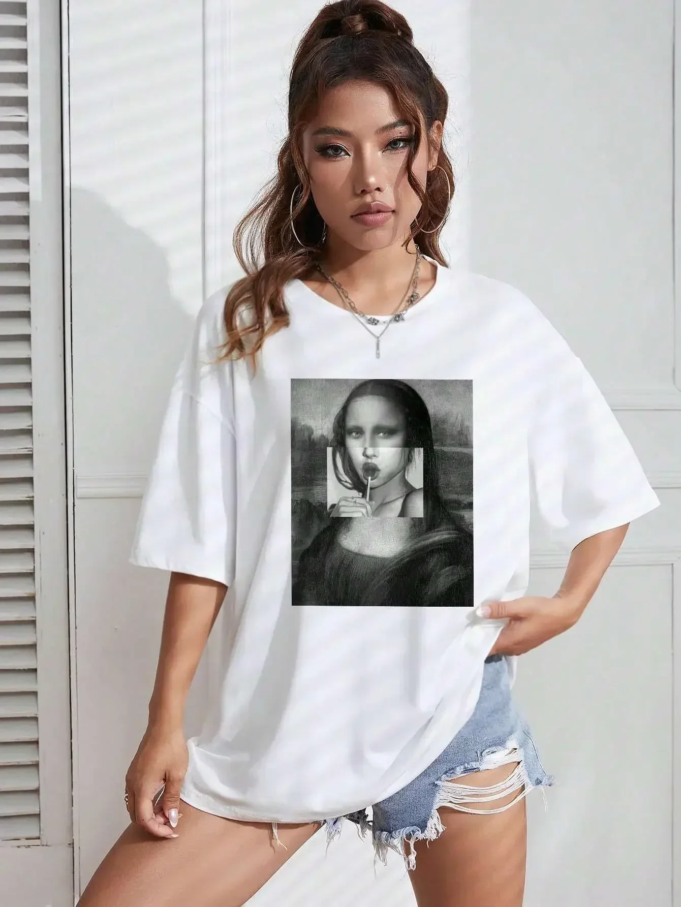 Fashion Mona Lisa Drinking Beverages Womens Tshirt Breathable Casual T Shirt Tops Hip Hop Oversize Unisex Clothes
Fashion Mona Lisa Drinking Beverages Womens Tshirt Breathable Casual T Shirt Tops Hip Hop Oversize Unisex Clothes