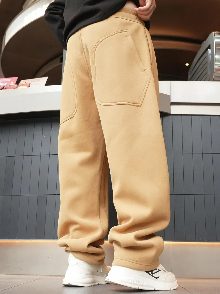Новые мужские повседневные брюки 2025 года на флисовой подкладке, свободные, удобные, зимние, модные, прямые, эластичные, в стиле «бананы»
Новые мужские повседневные брюки 2025 года на флисовой подкладке, свободные, удобные, зимние, модные, прямые, эластичные, в стиле «бананы»