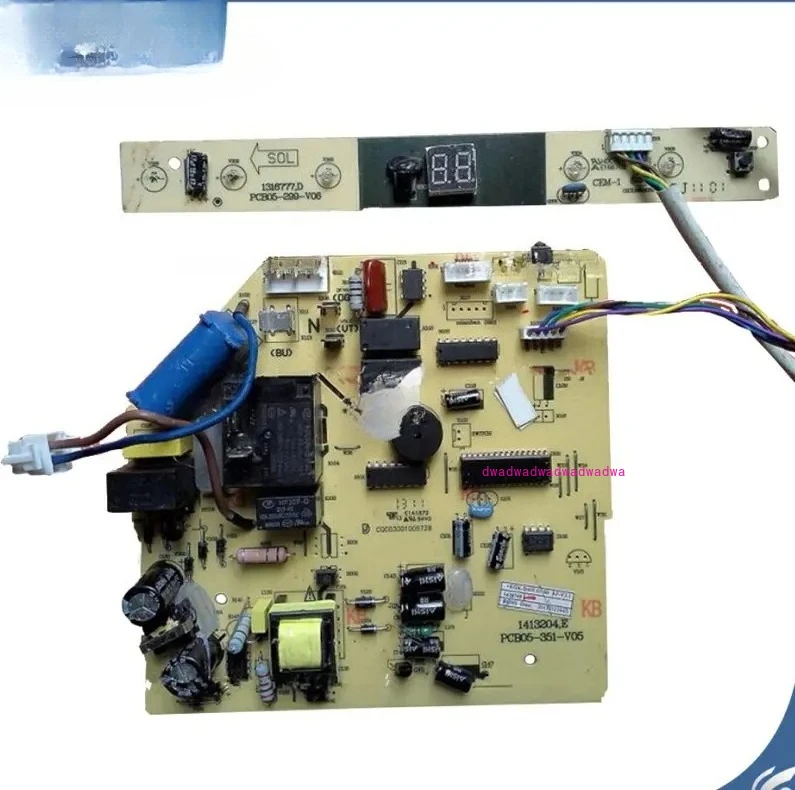 for air conditioning board PCB05-351-V05 display panel PCB05-299-V06 board pcb05-351-v04
for air conditioning board PCB05-351-V05 display panel PCB05-299-V06 board pcb05-351-v04