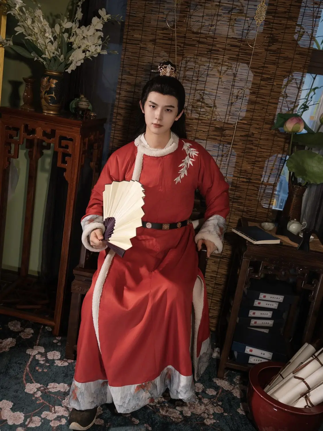 Оригинальный халат Hanfu Tang с круглым вырезом для осени и зимы с бархатной подкладкой для мужчин и женщин в китайском стиле
Оригинальный халат Hanfu Tang с круглым вырезом для осени и зимы с бархатной подкладкой для мужчин и женщин в китайском стиле