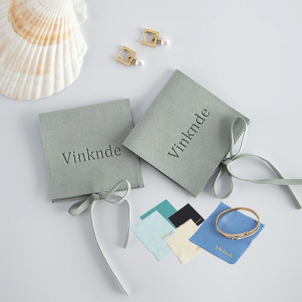 50/100pcs Custom Logo Suede Silver Cloth Microfibre Jewellery Pouch Set Glassware Screen Gold Silver Cleaning Packaging Storage
50/100pcs Custom Logo Suede Silver Cloth Microfibre Jewellery Pouch Set Glassware Screen Gold Silver Cleaning Packaging Storage