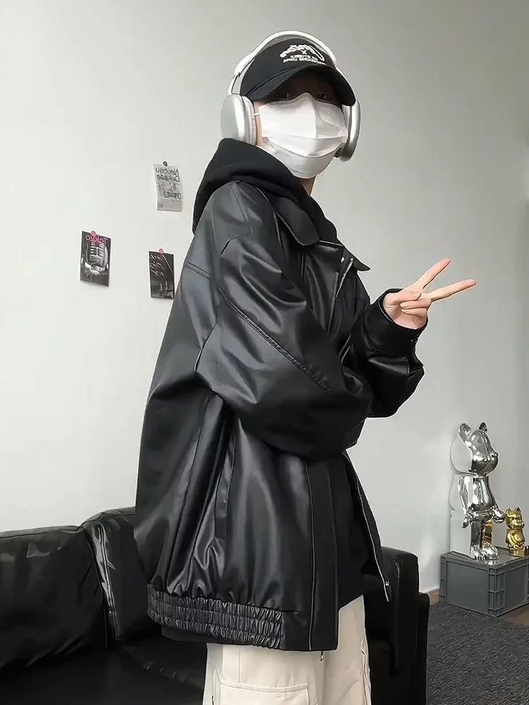 Bla PU Leather Jaet Men's High-End Sle ort Baseball Coat Windproof Spring Autumn Biker Jaet Loose Fit Youth Trend
Bla PU Leather Jaet Men's High-End Sle ort Baseball Coat Windproof Spring Autumn Biker Jaet Loose Fit Youth Trend