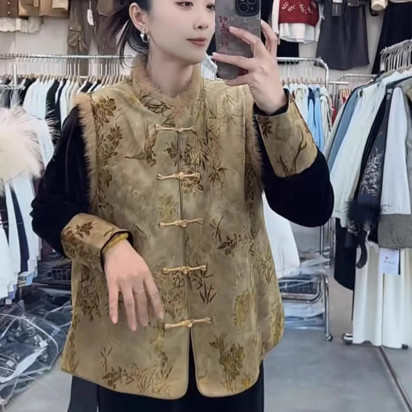 Large Size 300 Pou New Chinese Sle Patchwork Stand Collar Men's Vest Autumn Winter New Button Cotton Jaet Outerwear
Large Size 300 Pou New Chinese Sle Patchwork Stand Collar Men's Vest Autumn Winter New Button Cotton Jaet Outerwear