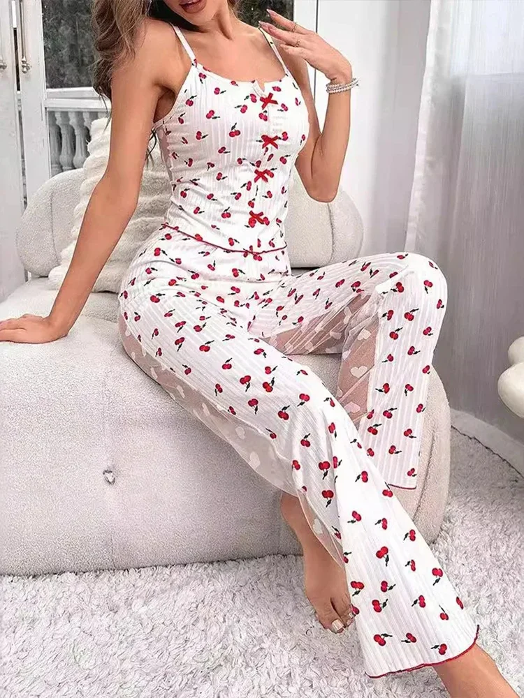 2-Piece Women's Sexy Transparent Hot Mesh Lace Underwear Ribbed Printed Strap See Through Top and Pants Home Clothes Pajama Set
2-Piece Women's Sexy Transparent Hot Mesh Lace Underwear Ribbed Printed Strap See Through Top and Pants Home Clothes Pajama Set