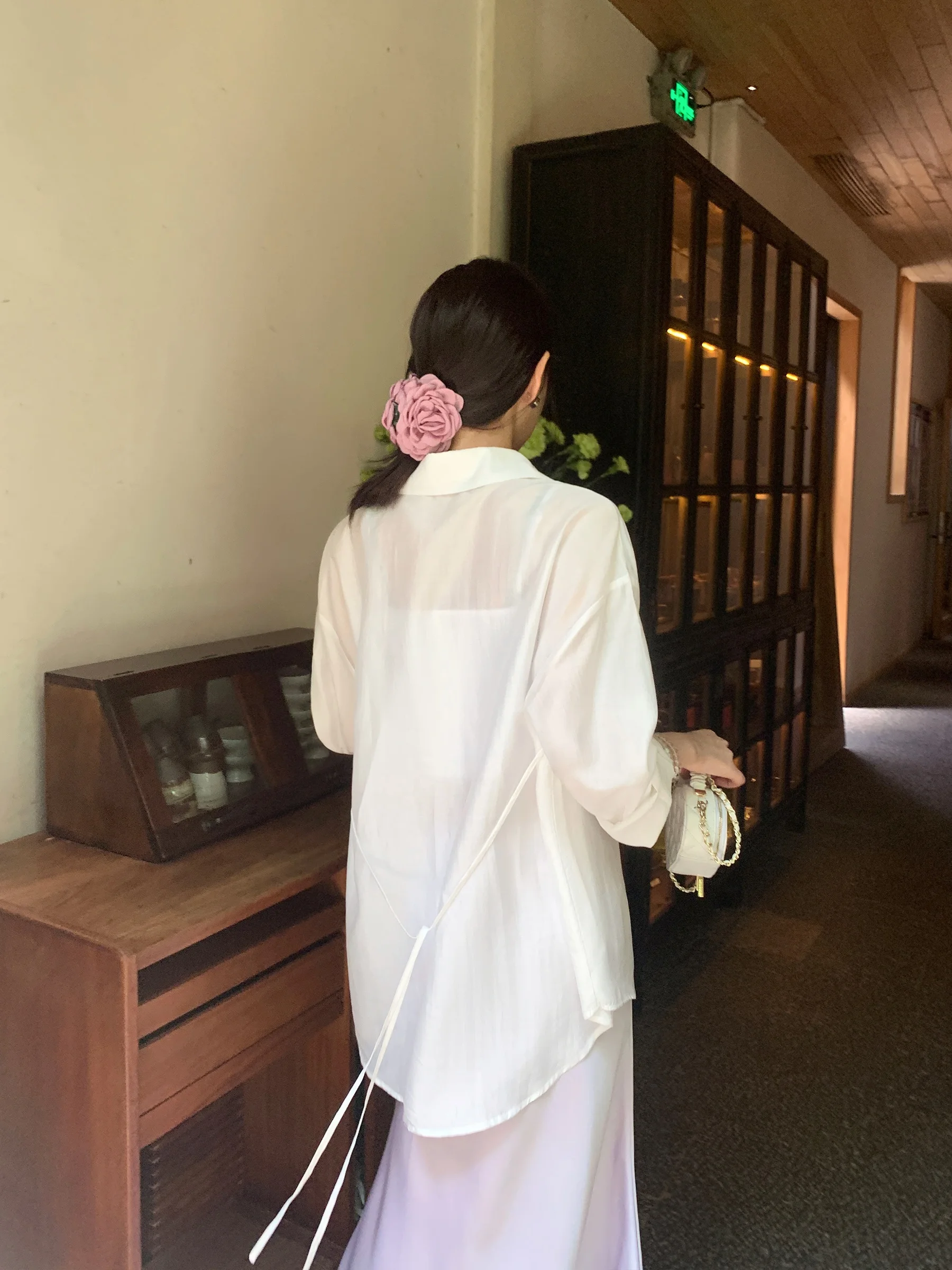 Pusumede White Long Sleeve Sun Protection Shirt Women Summer Open Cardigan Tie Thin Loose Personality Top Korean Style Commute
Pusumede White Long Sleeve Sun Protection Shirt Women Summer Open Cardigan Tie Thin Loose Personality Top Korean Style Commute