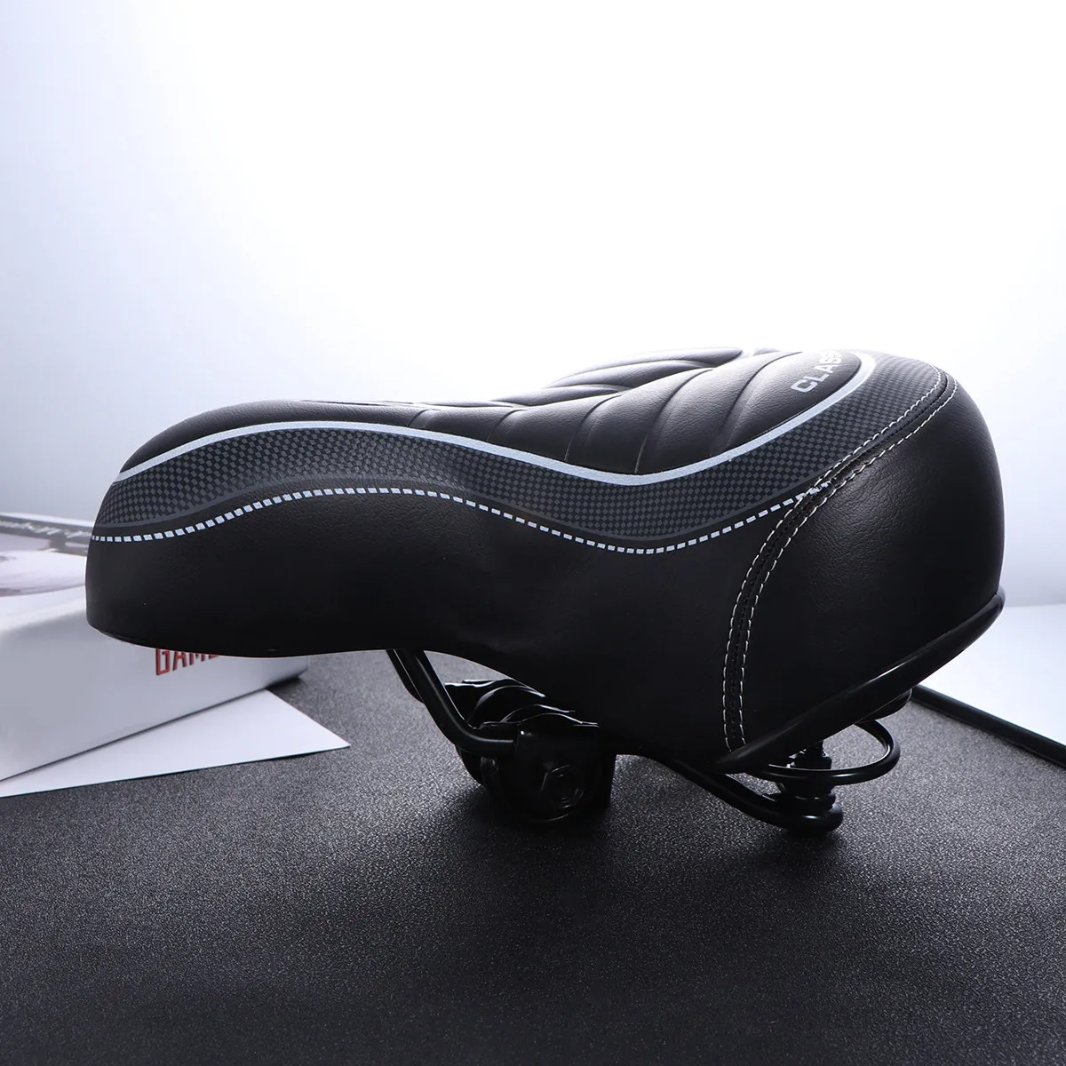 Mountain Bike Seat Mat -Resistant Water-Resistant Sturdy Steel Design for Comfort Saddle Cushion
Mountain Bike Seat Mat -Resistant Water-Resistant Sturdy Steel Design for Comfort Saddle Cushion