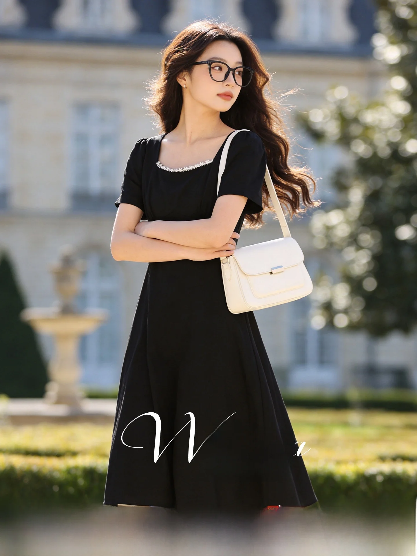 plus Size Women's Dress Summer New Style Square Collar Bubble Sleeve Lace Patchwork Dress Casual Standard Fit Long A-Line Skirt
plus Size Women's Dress Summer New Style Square Collar Bubble Sleeve Lace Patchwork Dress Casual Standard Fit Long A-Line Skirt