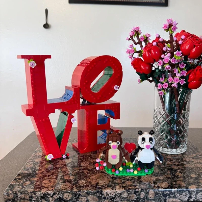 791Pcs 2025 In Stock Creative 31214 Crafts Love Sculpture Art Model Building Blocks Bricks Kids Christmas Gifts
791Pcs 2025 In Stock Creative 31214 Crafts Love Sculpture Art Model Building Blocks Bricks Kids Christmas Gifts