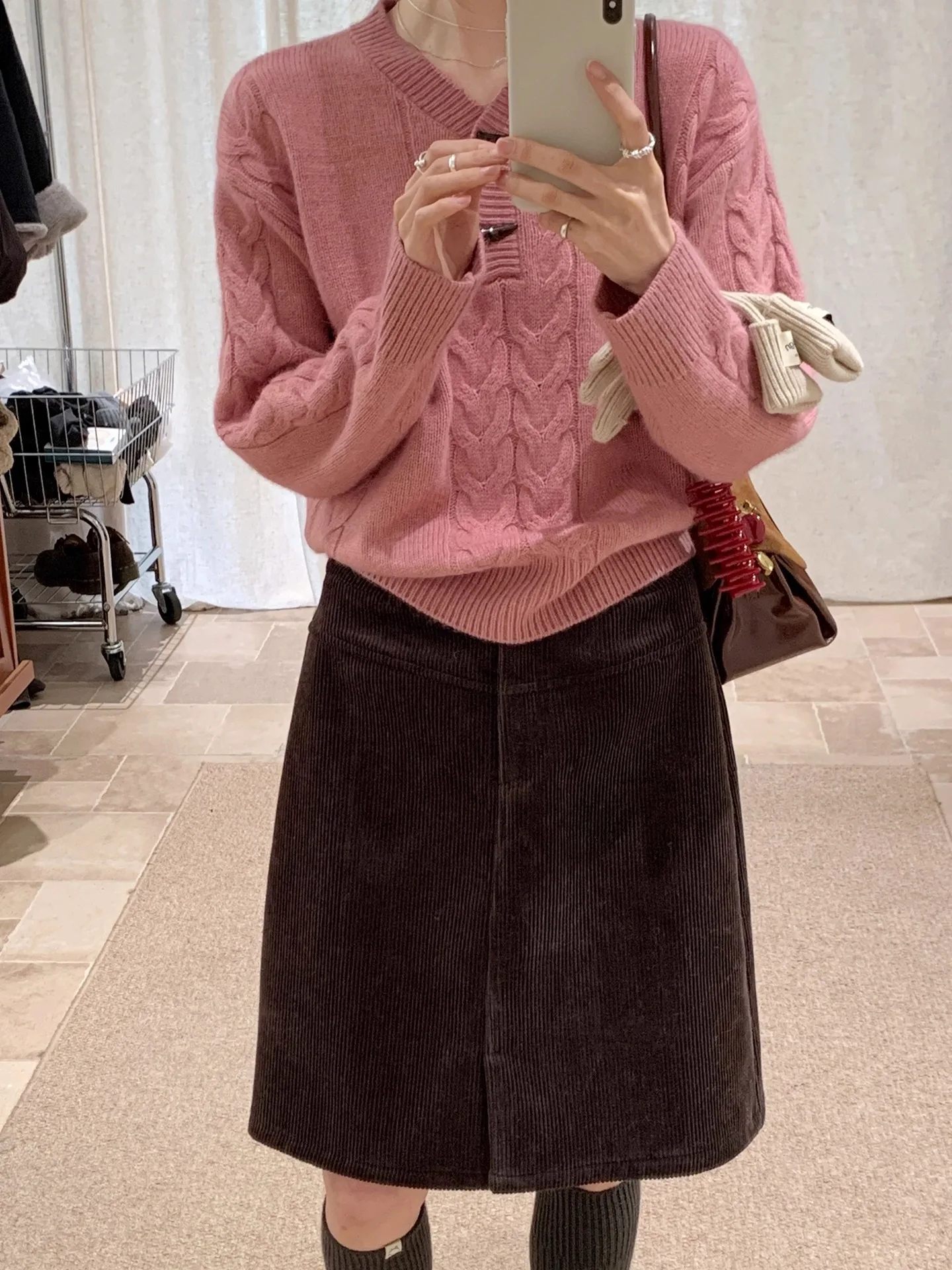 Юбка BRIVIN из корейского вельвета, женская повседневная хлопковая юбка для отдыха, стройнящая фигуру, новинка зимы
Юбка BRIVIN из корейского вельвета, женская повседневная хлопковая юбка для отдыха, стройнящая фигуру, новинка зимы