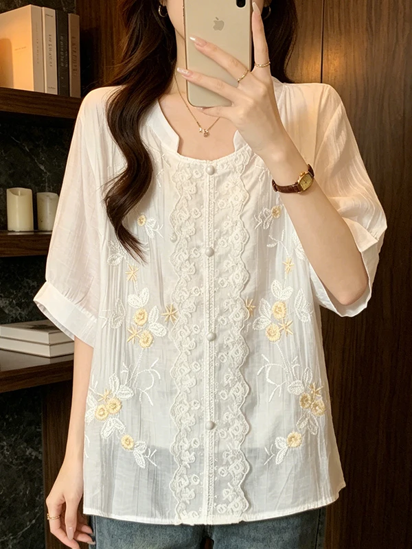 plus Size Women's Embroidered Short Sleeve Shirt Fashionable Trendy Design Casual Style Top Comfortable Breathable Korean Style
plus Size Women's Embroidered Short Sleeve Shirt Fashionable Trendy Design Casual Style Top Comfortable Breathable Korean Style