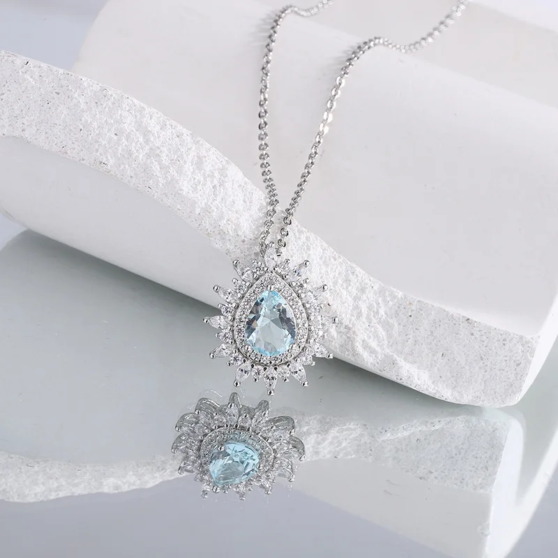 Heavy Industry Sea Blue Treasure Water Drop Gem Inlaid Pendant Necklace Women's Gold Zircon Collarbone Chain
Heavy Industry Sea Blue Treasure Water Drop Gem Inlaid Pendant Necklace Women's Gold Zircon Collarbone Chain
