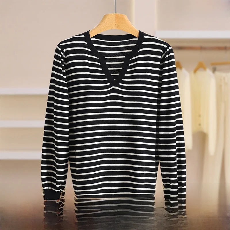 Slim Fit V Neck Striped Knitwear Fashionable Commute Style Women's Sweater Polyester Wool Nylon Material Long Sleeve Winter Top
Slim Fit V Neck Striped Knitwear Fashionable Commute Style Women's Sweater Polyester Wool Nylon Material Long Sleeve Winter Top