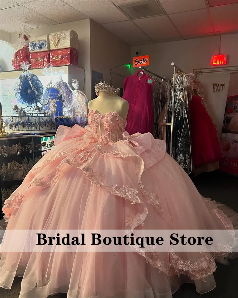 Cute Pink Quinceanera Dress 2025 Off Shoulder Appliques Ball Gown Pearls Birthday Party Gown Sweet 16 Vestidos Customized
Cute Pink Quinceanera Dress 2025 Off Shoulder Appliques Ball Gown Pearls Birthday Party Gown Sweet 16 Vestidos Customized