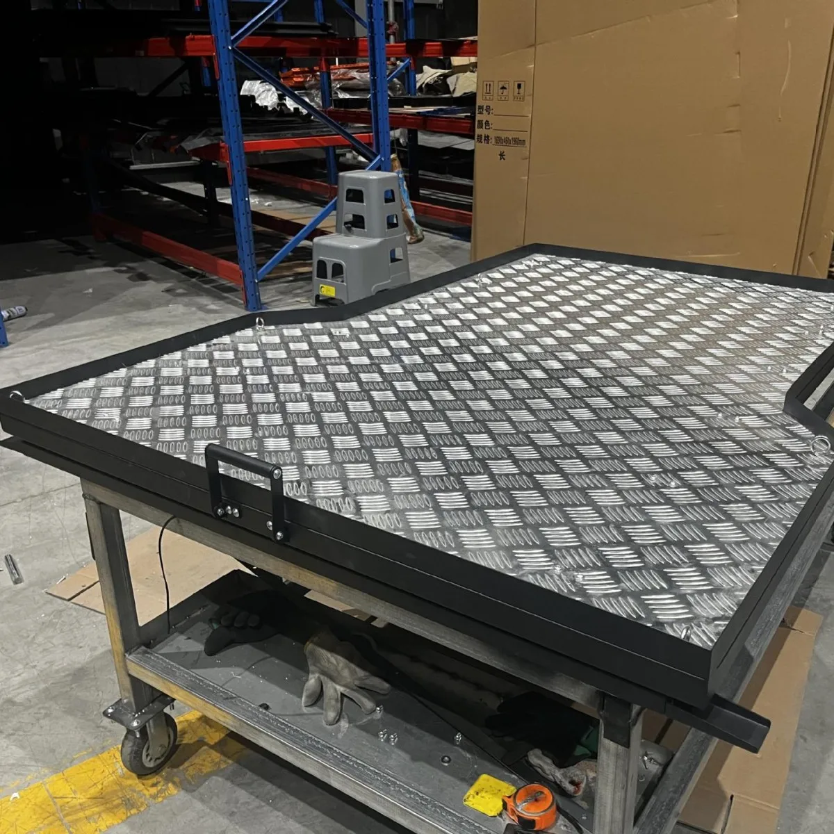 Pickup truck rear cover single tray with sliding module is suitable for Great Wall Cannon Chase trunk slide rail pickup truck
Pickup truck rear cover single tray with sliding module is suitable for Great Wall Cannon Chase trunk slide rail pickup truck