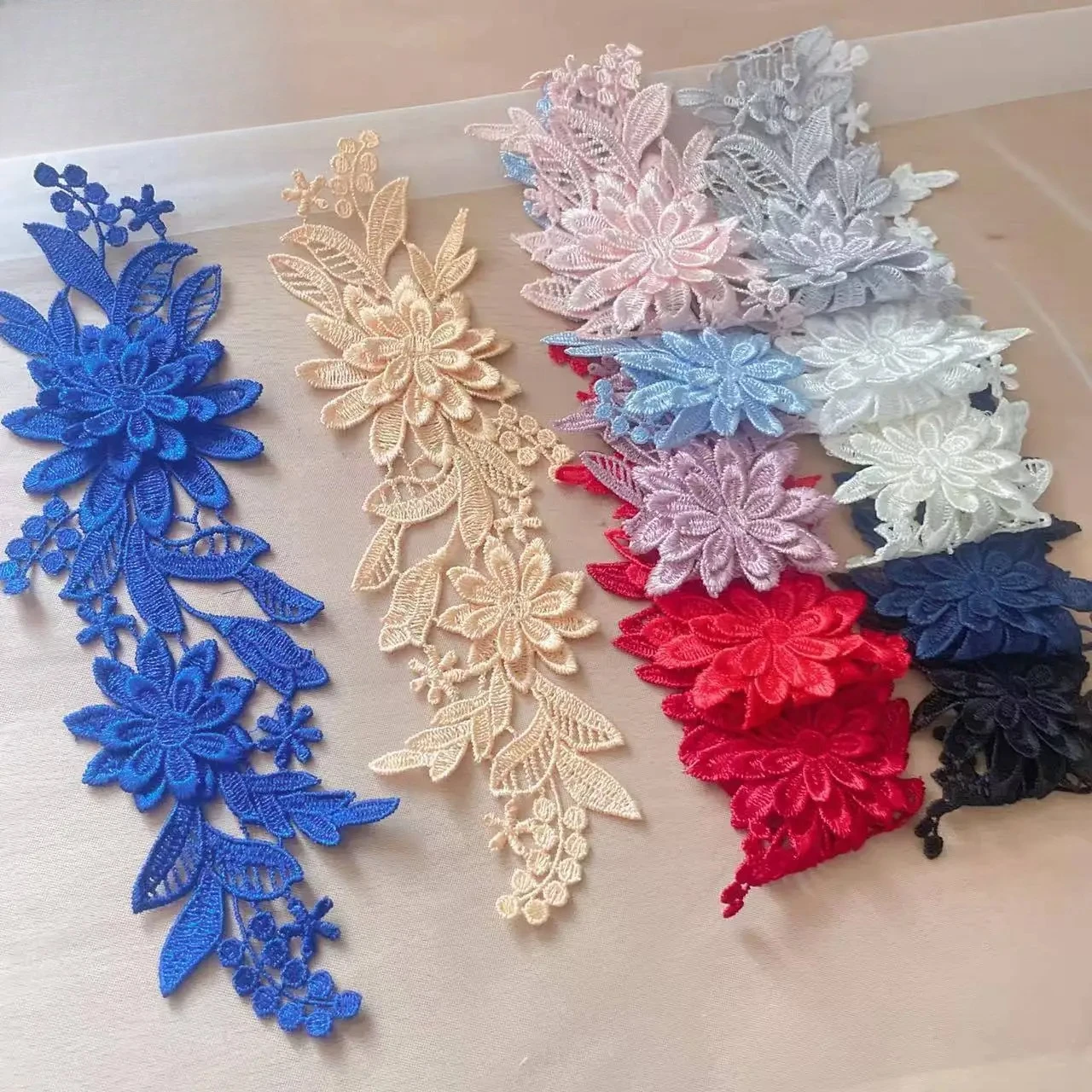 10 Pieces, New High-quality High-end Exquisite Lace Embroidery Decals, Handmade DIY Wedding Shoes, Wedding Decoration Materials
10 Pieces, New High-quality High-end Exquisite Lace Embroidery Decals, Handmade DIY Wedding Shoes, Wedding Decoration Materials