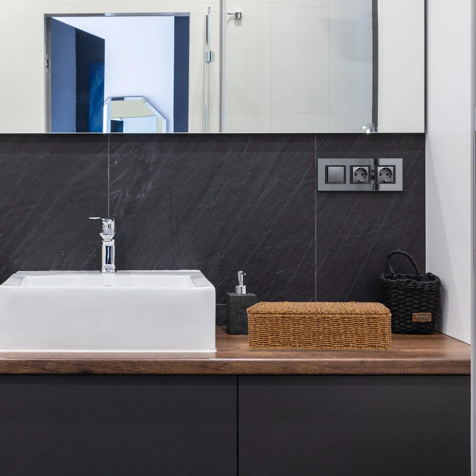 Европейский стиль: Коробка для хранения ручной работы из имитации ротанга с крышкой, настольный органайзер для косметики, мелочей и домашнего декора
Европейский стиль: Коробка для хранения ручной работы из имитации ротанга с крышкой, настольный органайзер для косметики, мелочей и домашнего декора