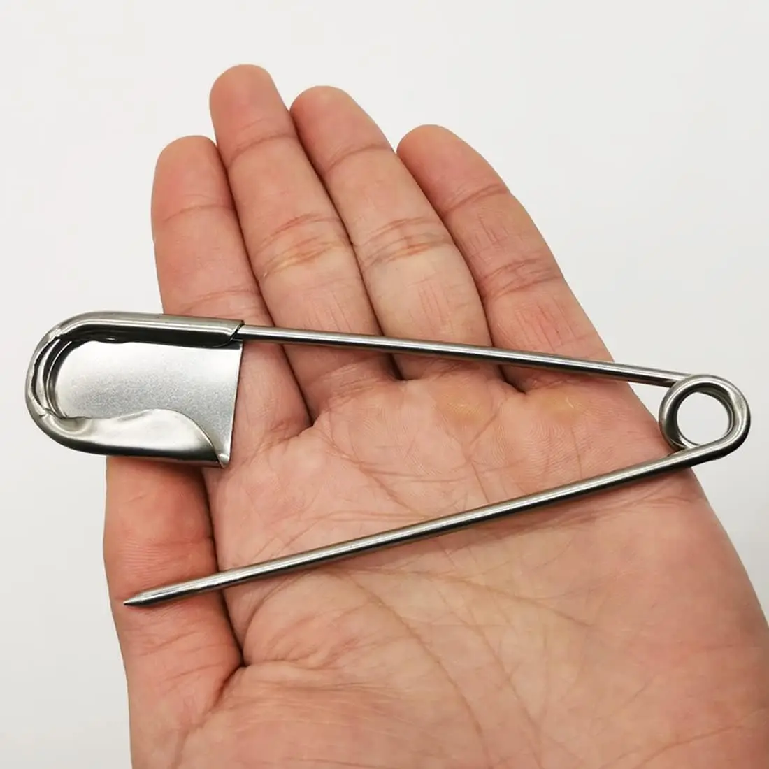 5 Heavy Duty Jumbo Stainless Steel Safety Pins, 5 Inch, Silver, for Laundry, Blankets, Key Rings, Outdoor
5 Heavy Duty Jumbo Stainless Steel Safety Pins, 5 Inch, Silver, for Laundry, Blankets, Key Rings, Outdoor