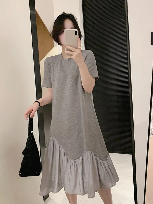 plus Size Slimming round Neck Dress Women's Loose Splicing A-Line Skirt Casual Korean Style Summer Dress Comfortable Fit
plus Size Slimming round Neck Dress Women's Loose Splicing A-Line Skirt Casual Korean Style Summer Dress Comfortable Fit