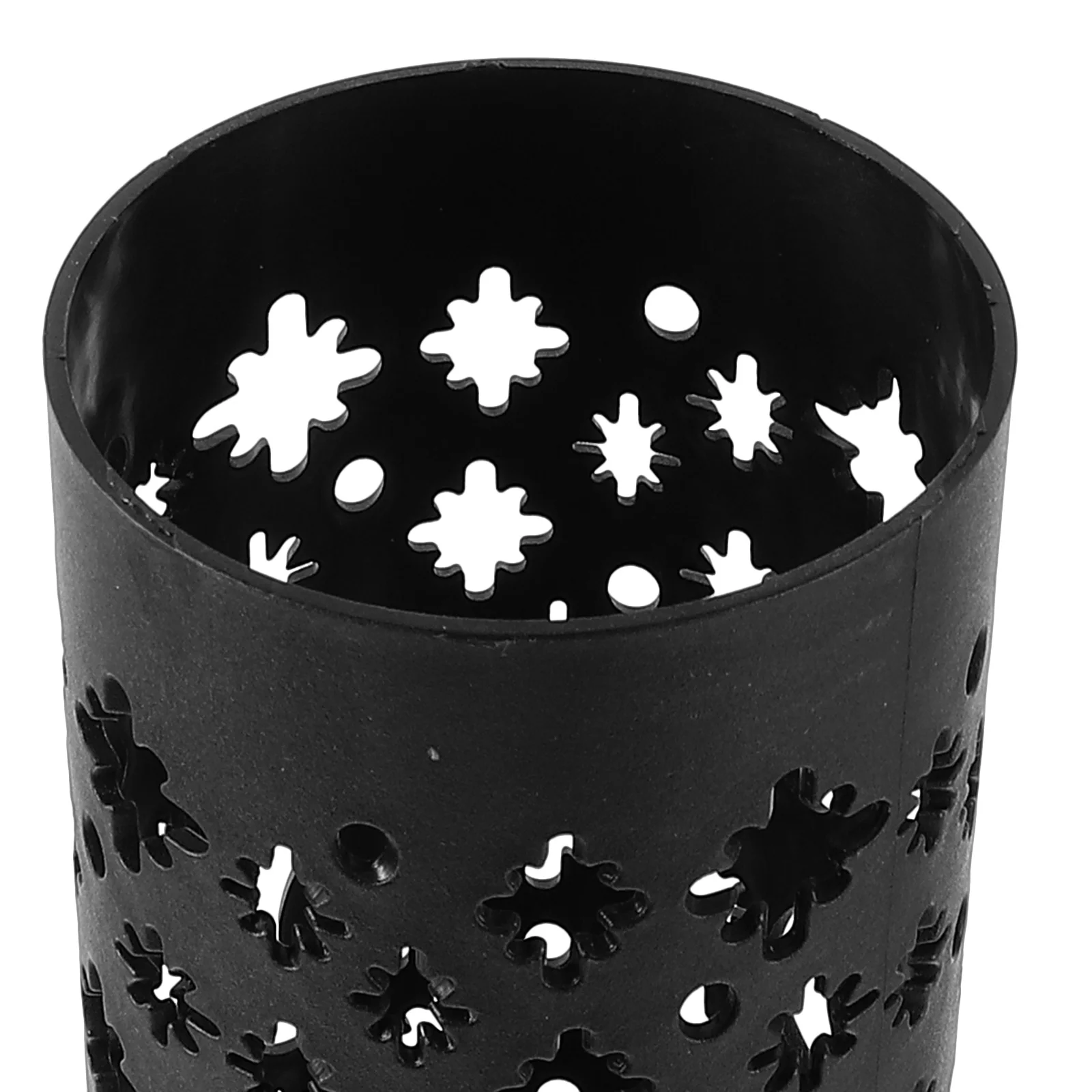 2Pcs Grave Flower Holder Cemetery Vase Resin Hollow Inserted Vase Memorial Flower Arrangement Container for Grave Decoration
2Pcs Grave Flower Holder Cemetery Vase Resin Hollow Inserted Vase Memorial Flower Arrangement Container for Grave Decoration