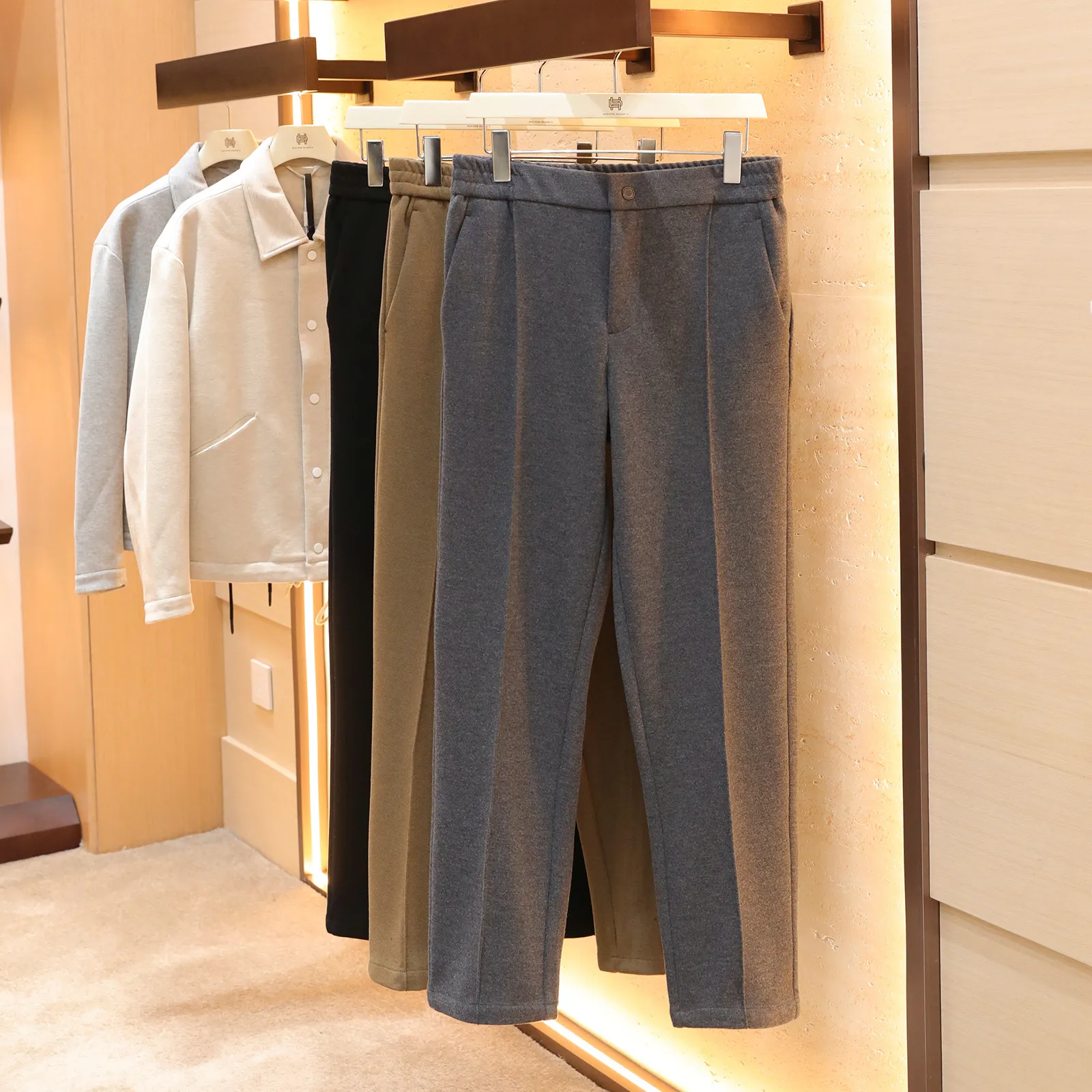 Italian Luxury Men's Acetate Wool Casual Straight Leg Pants Autumn Winter New Sle Doctor.Huang's Polyester Blend Warmth
Italian Luxury Men's Acetate Wool Casual Straight Leg Pants Autumn Winter New Sle Doctor.Huang's Polyester Blend Warmth