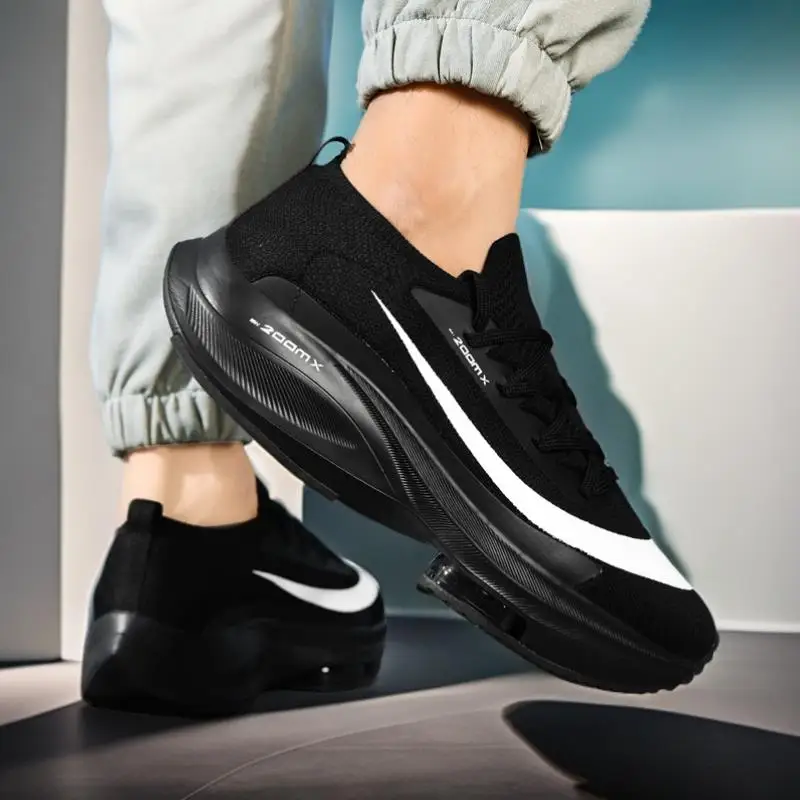 Summer shock-absorbing running shoes, men's comfortable and breathable sports shoes
Summer shock-absorbing running shoes, men's comfortable and breathable sports shoes