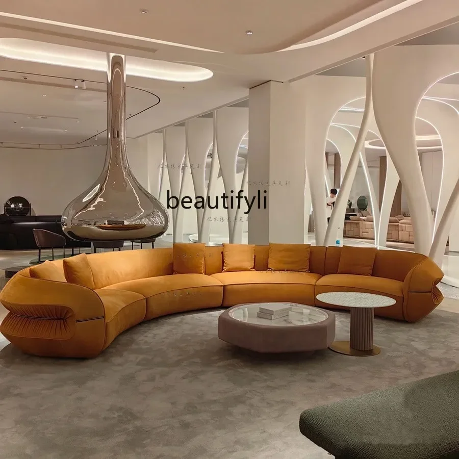 Italian minimalist arc moon fabric sofa designer light luxury home exhibition hall reception
Italian minimalist arc moon fabric sofa designer light luxury home exhibition hall reception