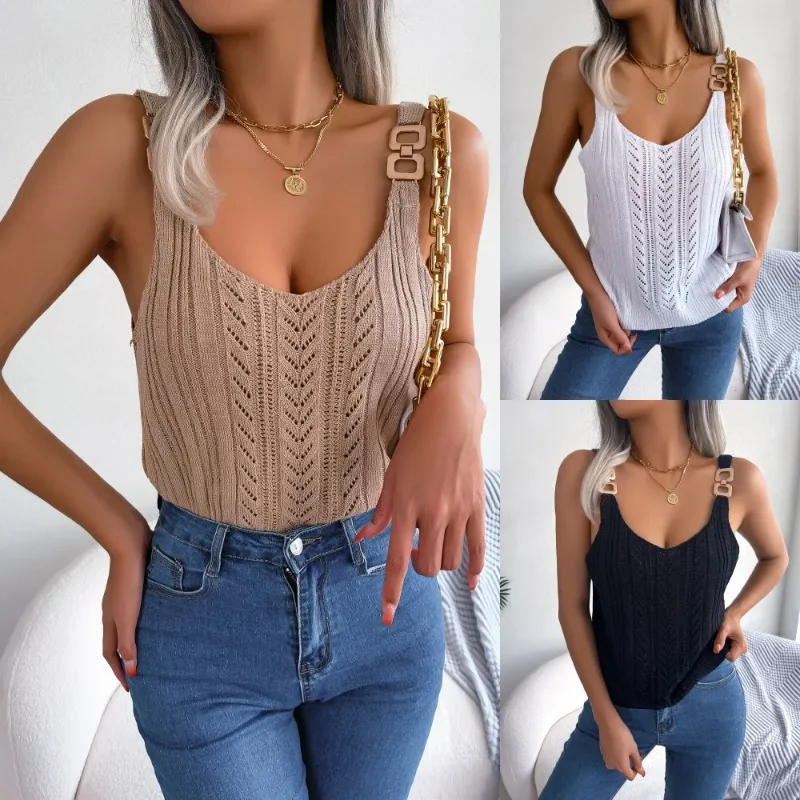 2025 Spring Summer European American Custom Leisure Metal Button V-neck Hollow Out Vacation Knit Top Women's Clothing
2025 Spring Summer European American Custom Leisure Metal Button V-neck Hollow Out Vacation Knit Top Women's Clothing