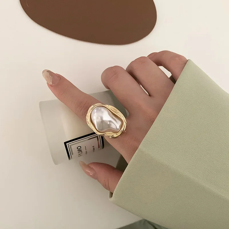 New Design Starfish Imitation Pearl Shape Gold Color Adjustable Rings for Women Luxury quality jewelry
New Design Starfish Imitation Pearl Shape Gold Color Adjustable Rings for Women Luxury quality jewelry