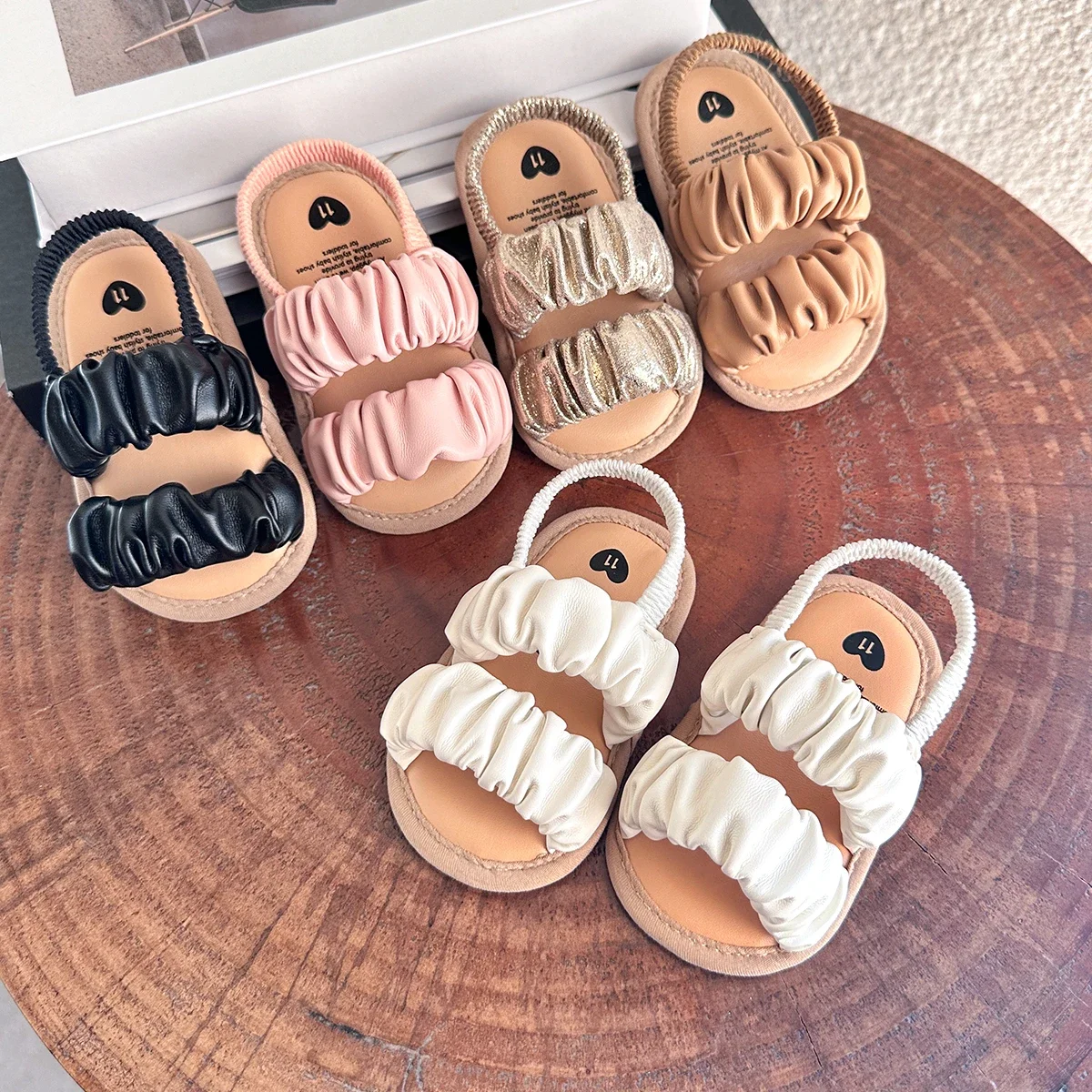 Baby Boys Girls Sandals Soft Sole Summer Infant Wedding Dress Flat Shoes Beach Sandal Newborn Crib Shoes First Walkers
Baby Boys Girls Sandals Soft Sole Summer Infant Wedding Dress Flat Shoes Beach Sandal Newborn Crib Shoes First Walkers