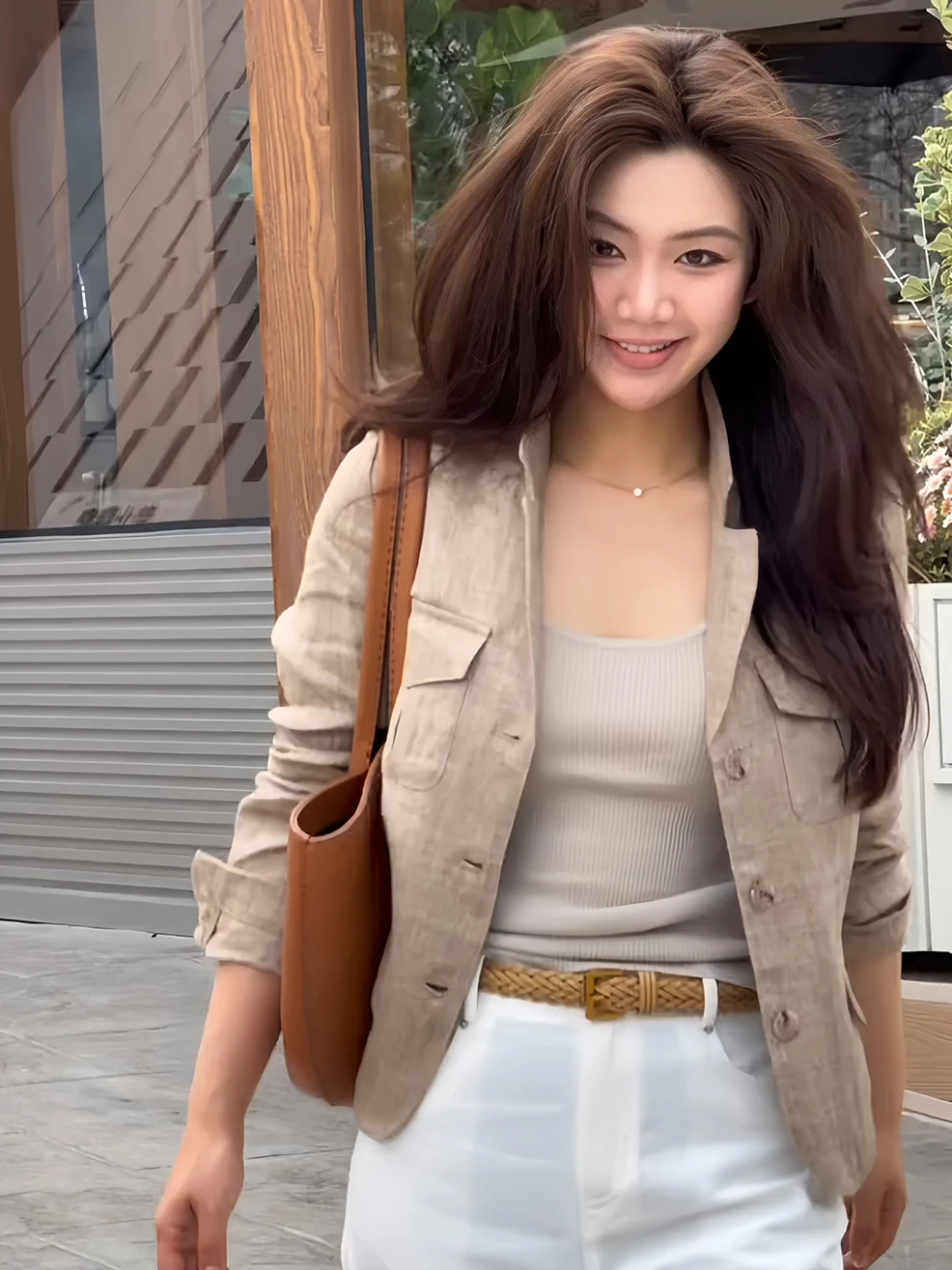Elegant Retro Linen Jacket Women's Spring Slimming Cotton Linen Stand Collar High-End Feel Short Outerwear Long Sleeve Breath...
Elegant Retro Linen Jacket Women's Spring Slimming Cotton Linen Stand Collar High-End Feel Short Outerwear Long Sleeve Breath...