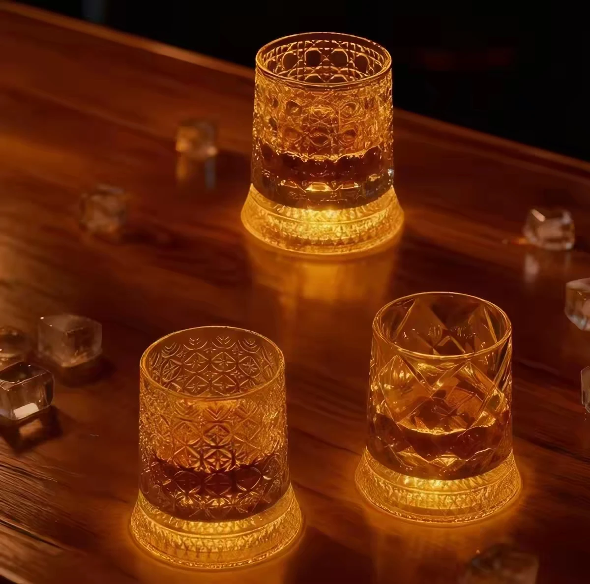 Rotatable Light-Up Whiskey Glass, Diamond Embossed Luxury Tumbler for Wine Aeration & Ambient Drinking
Rotatable Light-Up Whiskey Glass, Diamond Embossed Luxury Tumbler for Wine Aeration & Ambient Drinking